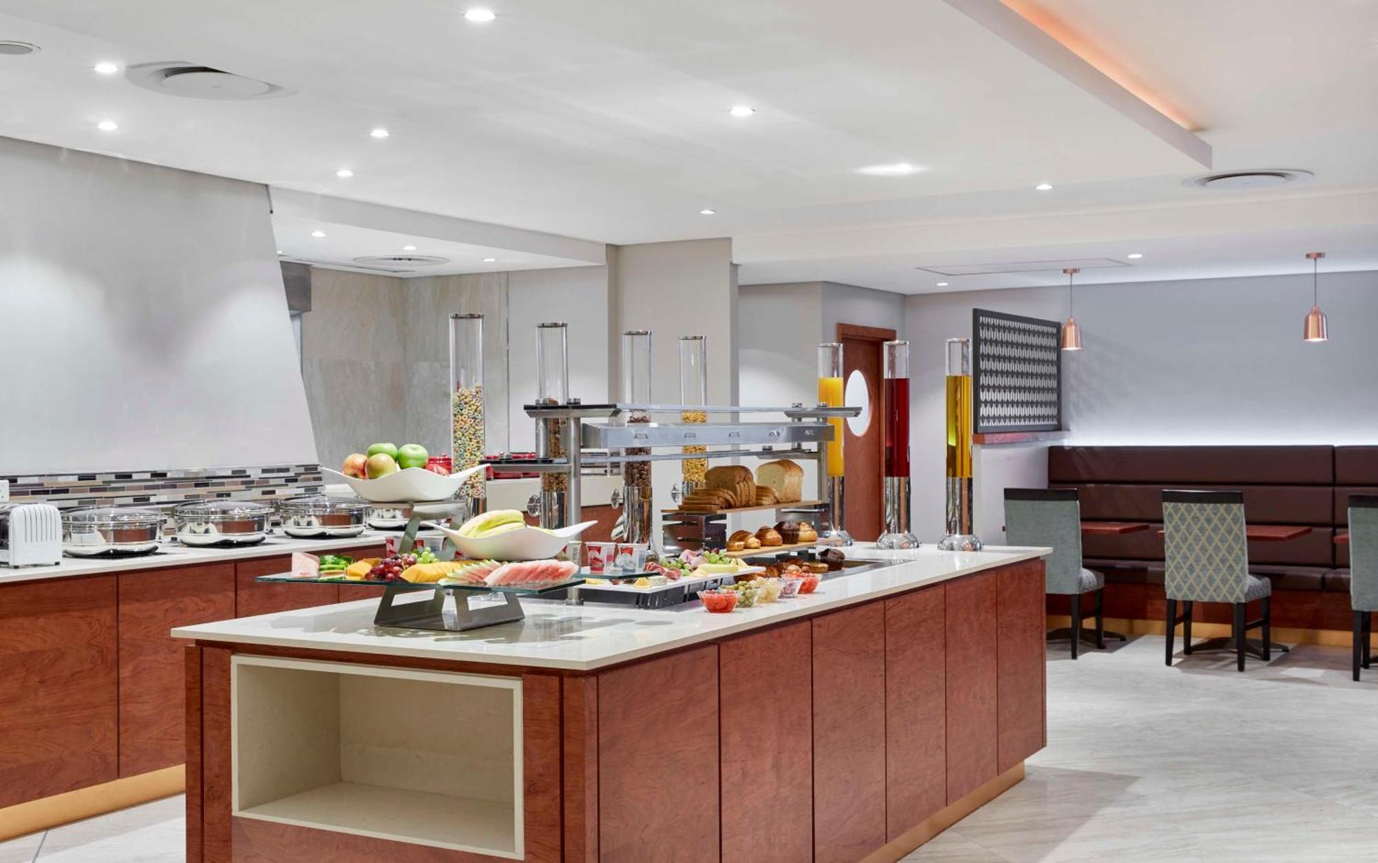 Hilton Garden Inn Umhlanga Arch Durban Exterior foto